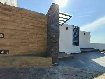 HERMOSA CASA EN RENA