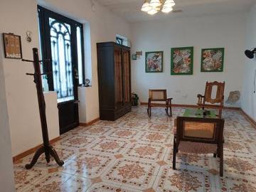 HERMOSA CASA EN RENTA SEMI AMUEBLADA MERIDA CENTRO CERCA PLANCHA IVC 2648