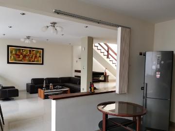 Hermosa Casa En Urb. El Golf