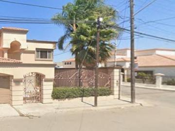 HERMOSA CASA EN VENTA EN OTAY CONSTITUYENTES, TIJUANA, BAJA CALIFORNIA