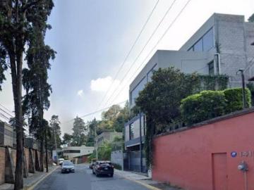 Hermosa Casa en Venta en Lomas de Tecamachalco, Naucalpan de Juarez, México