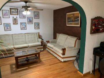 HERMOSA CASA EN VENTA EN LOMAS ESTRELLA CDMX