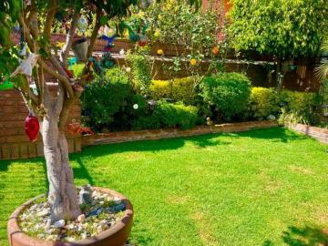 Hermosa Casa en Venta en La Alteña I, Lomas Verdes