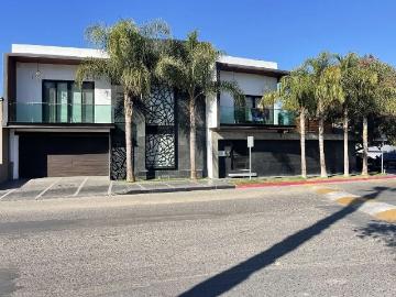HERMOSA CASA EN VENTA EN LAS PALMAS