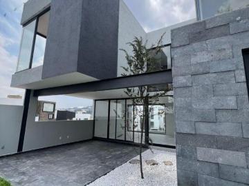 HERMOSA CASA EN VENTA EN LAS VILAS