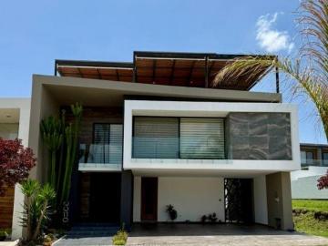 Hermosa Casa en Venta en Parque Jalisco