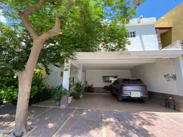 Hermosa casa en venta en Pedregal II Gómez Palacio