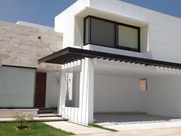 Hermosa casa en venta en Reserva Residencial, uno de los mejores fraccionamientos de Aguascalientes