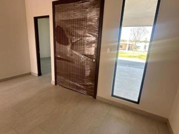 Hermosa Casa en venta en Rincón de Alcántara