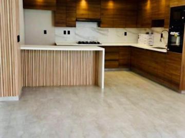 HERMOSA CASA EN VENTA EN ZONA ALTA DE TEPATITLÁN