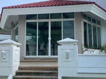 HERMOSA CASA EN VENTA LAS TERRAZAS