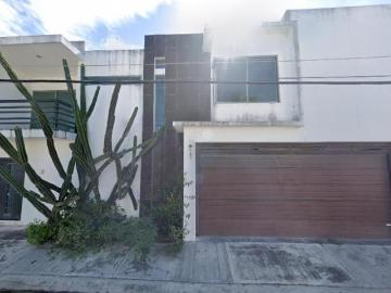 Hermosa Casa En Venta, Mundo Maya, Ciudad Del Carmen Campeche