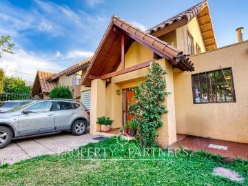 Hermosa casa en venta Sector El Olmo en Peñalolén