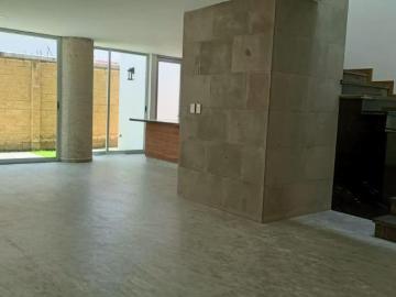 Hermosa casa en Venta Zona Zerezotla Cholula, cerca del Club de Golf Las Huertas