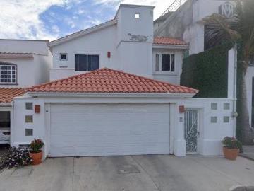 HERMOSA CASA EN VENTE DE REMATE EN MAZATLAN SIN