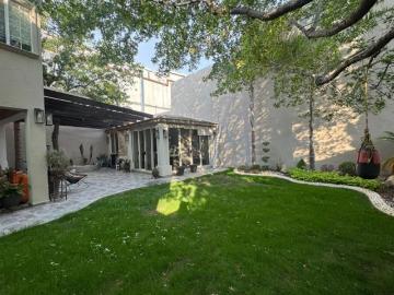 Hermosa casa en Villa bonita saltillo