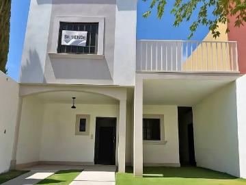 HERMOSA CASA POR TERRANOVA