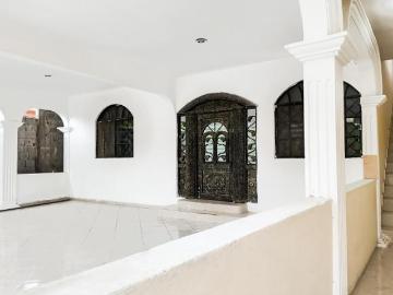 HERMOSA CASA PARA VIVIR Y RENTAR EN ZONA DE MONTE ALTO