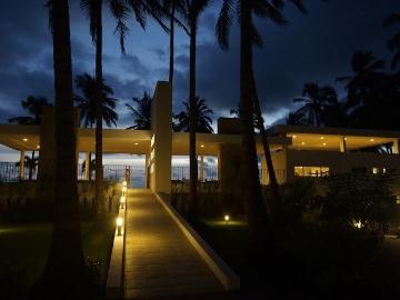 Hermosa casa playera de venta en