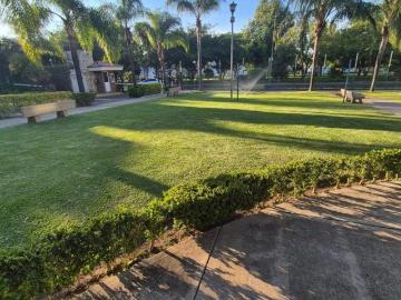 HERMOSA CASA RECIEN REMODELADA EN ZONA VALDEPEÑAS