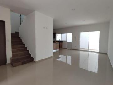 Hermosa casa villas de la cantera