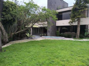 Hermosa e iluminada casa 1200 m2 terreno, 3 recámaras en venta, Bosques de las Lomas