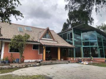 Hermosa Quinta En Venta En Puembo Barrio San Pedro