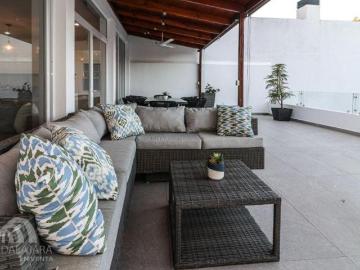 HERMOSA RESIDENCIA! BUGAMBILIAS