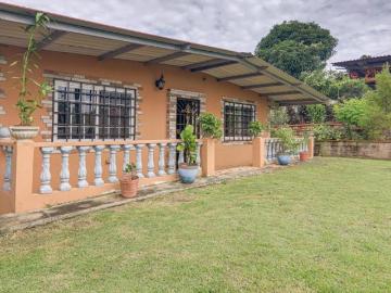 Hermosa Residencia en Arosemena La Chorrera