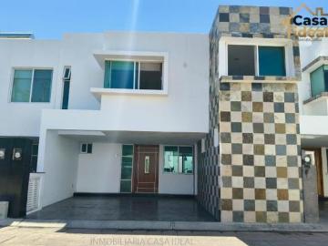 HERMOSA RESIDENCIA EN JARDINES VALLARTA