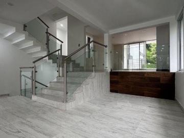 HERMOSA RESIDENCIA EN LOMAS DEL CRESTÓN EN VENTA