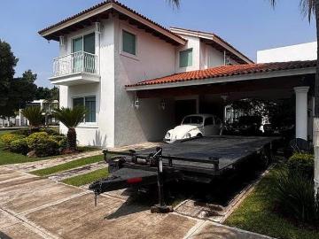 Hermosa residencia en renta AMUEBLADA en Fracc. Rinconada de Santa Anita