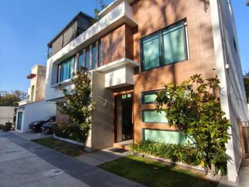 HERMOSA RESIDENCIA EN VENTA LAGO DE GPE