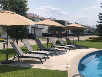 HERMOSA VILLA EN PARAISO COUNTRY CLUB