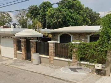 HERMOSA Y AMPLIA CASA EN LA PETROLERA TAMAULIPAS