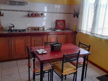 Hermosa y amplia casa en venta, a pasos de la play | 3 Dormitorios por 290000. 00 en Arica