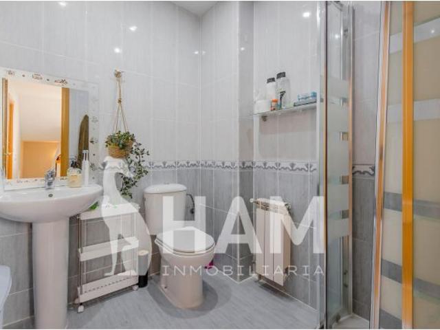 Hermosa y amplia habitación