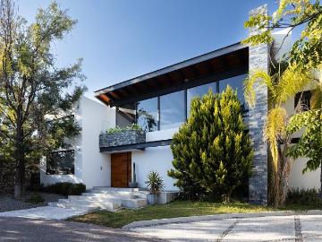 Hermosa y exclusiva residencia en privada con amenidades premium