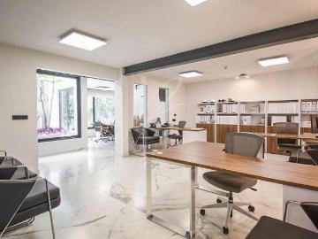 HERMOSAS OFICINAS AMUEBLADAS EN VENTA, LISTAS PARA OPERAR