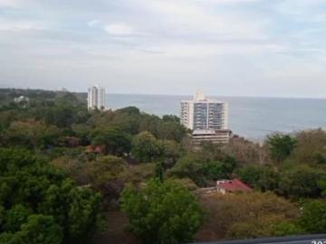 Hermoso Apartamento con Vista al Mar