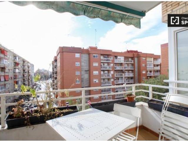 Hermoso apartamento de 2 dormitorios en alquiler en Poblats Marítims