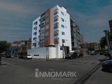 Hermoso dúplex con terraza en Breña no paga alcabala