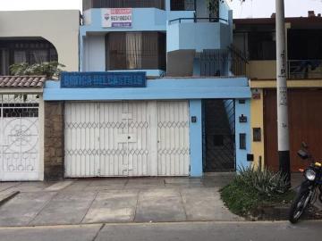 ¡Hermoso Departamento de 93 m2 en Tercer Piso con Aires en Av. Bertello!