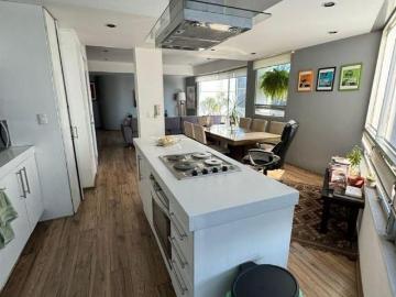 Hermoso PH de 2 Niveles con Espectacular Vista en Reforma Social en Venta