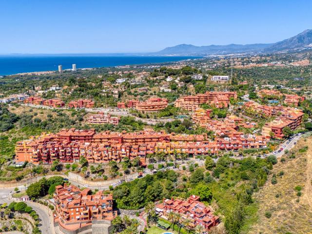 Hermoso apartamento reformado de dos dormitorios, orientado. 132m² Marbella