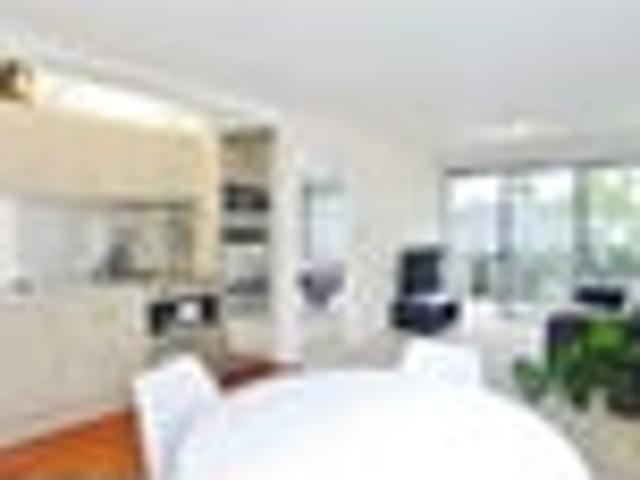Herne Bay, 2 bedrooms, $645 pw
