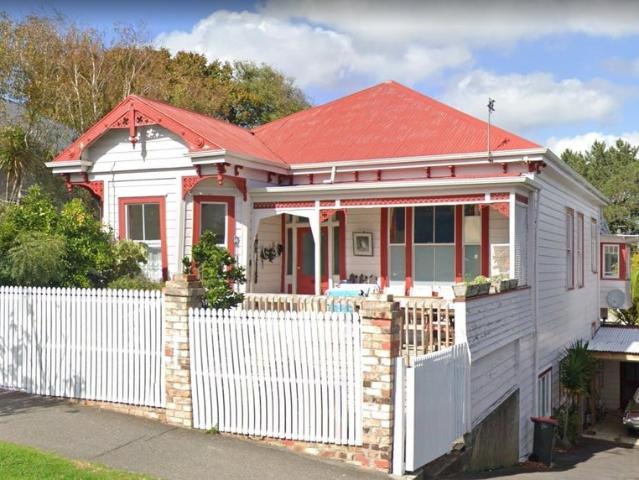 herne bay, 6+ bedrooms