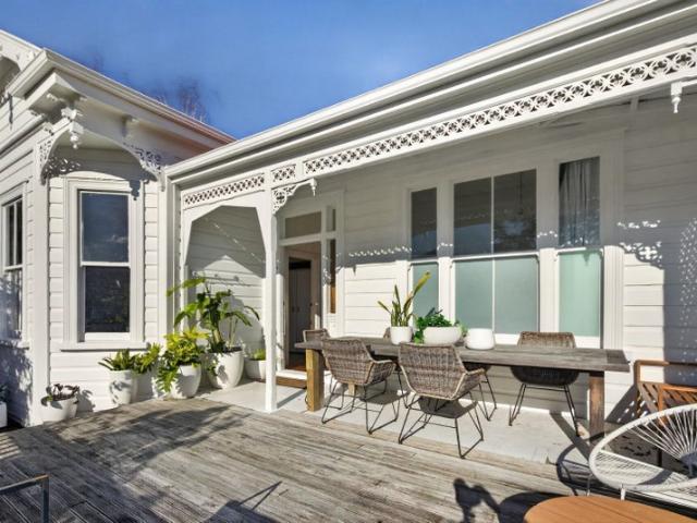 herne bay, 6+ bedrooms
