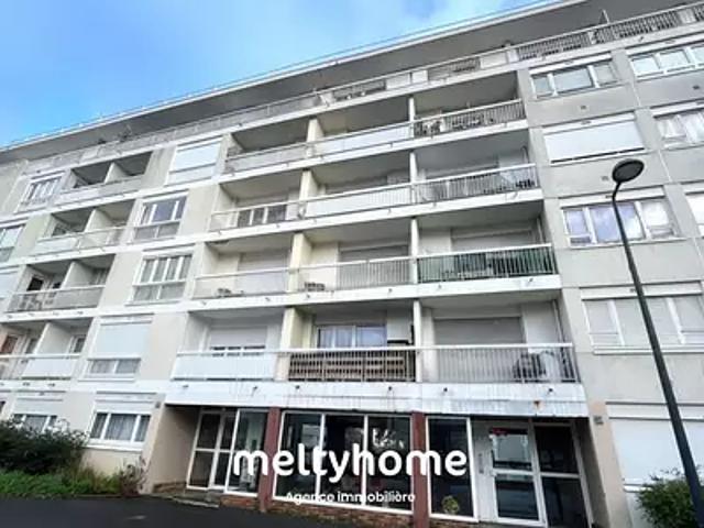 Hérouville Saint Clair 14200 Achat / Vente appartement 2 pièces t2 au dernier étage