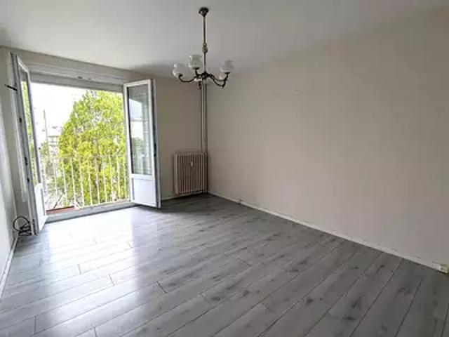 Hérouville Saint Clair 14200 Achat / Vente appartement 2 pièces t2 cave